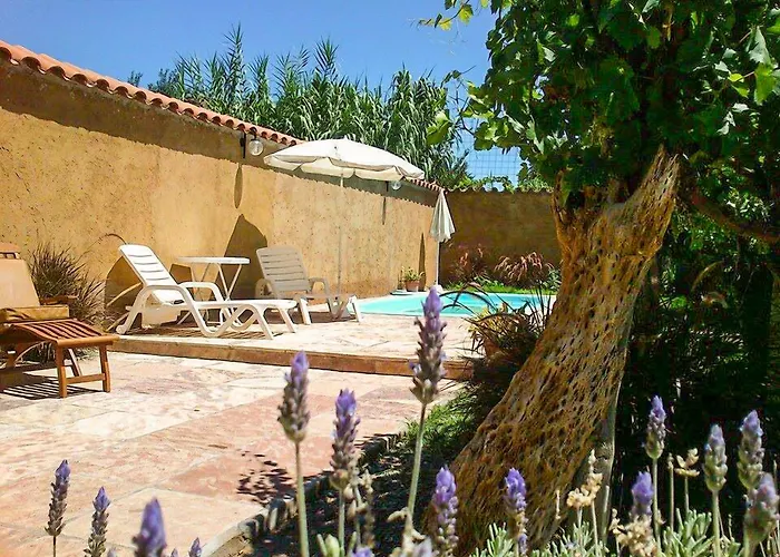 Tierra De VinosHostal